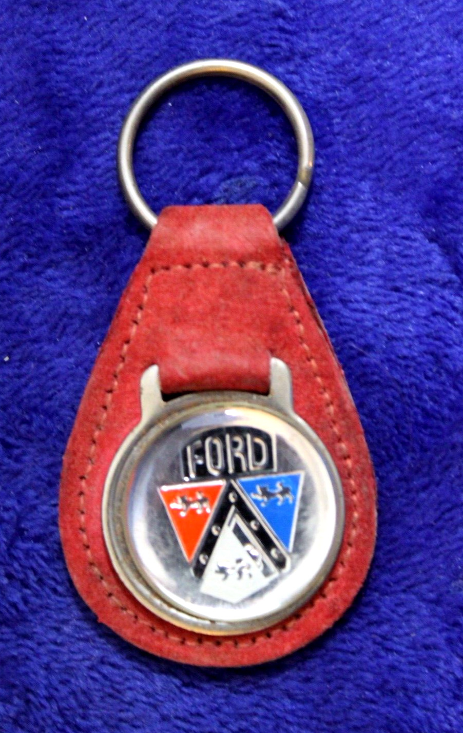 Vintage Ford Crest Leather Key Fob Key Ring Key Chain Accessory Galaxie Falcon