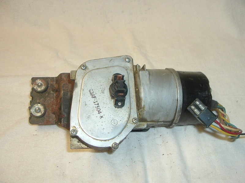 1963 1964 Ford  Galaxie & Mercury Two Speed Windshield Wiper Motor C3AF-17504-K