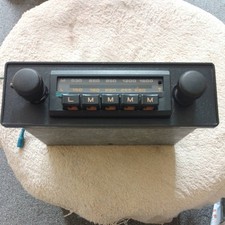 British Leyland - Austin Rover Car Stereo - 80's MW/LW Radio Motarola picture