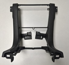 Genuine Holden New Dash Radio Trim Onyx VE Commodore Calais Berlina 2007-2010  picture