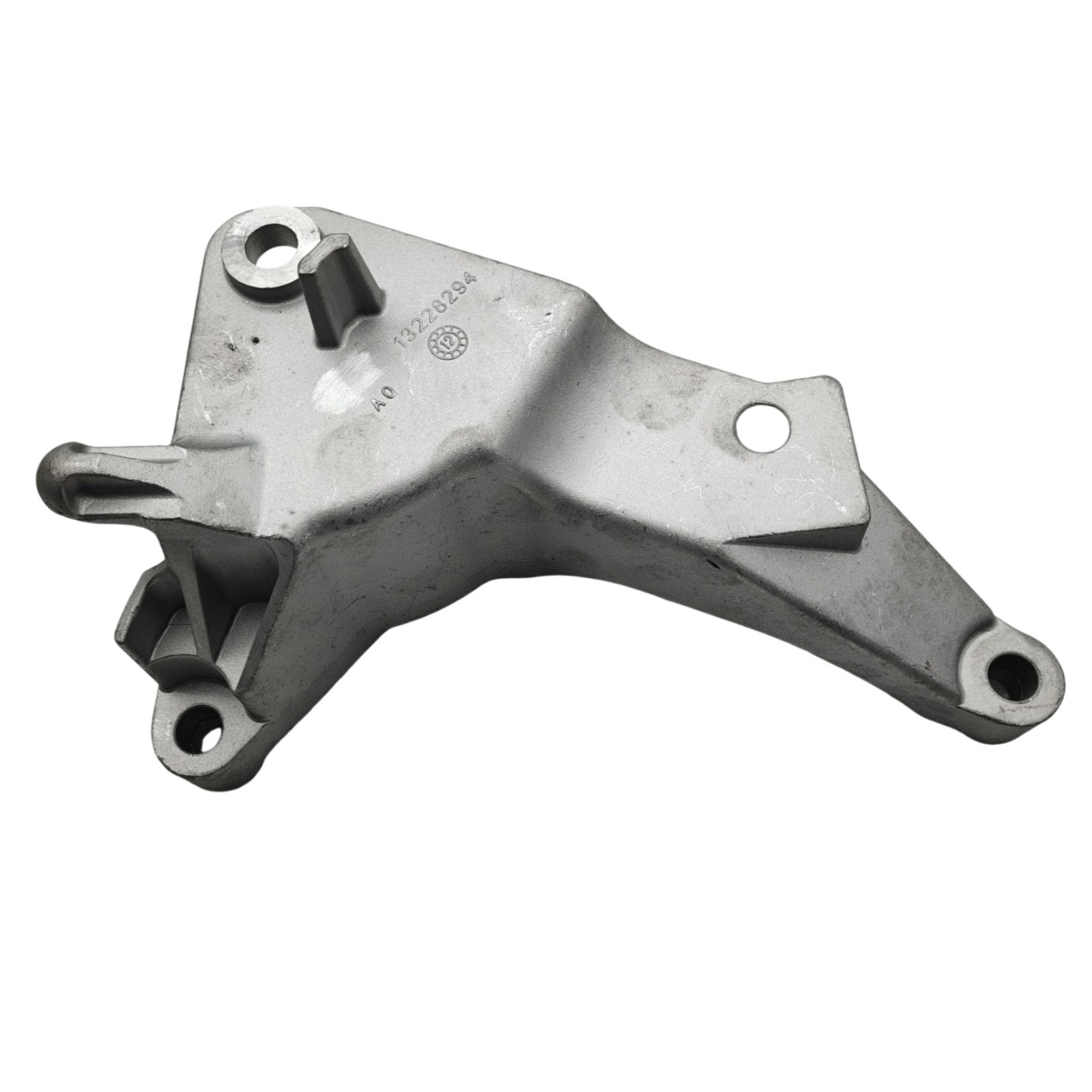 For Chevrolet Impala 14-20 Malibu 13-15 13228294 Rear Transmission Mount Bracket