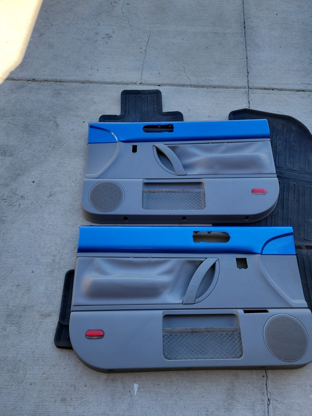 Volkswagen Beetle Door Panel SET 1998 -2010 OEM Grey/Blue HARD TOP ONLY