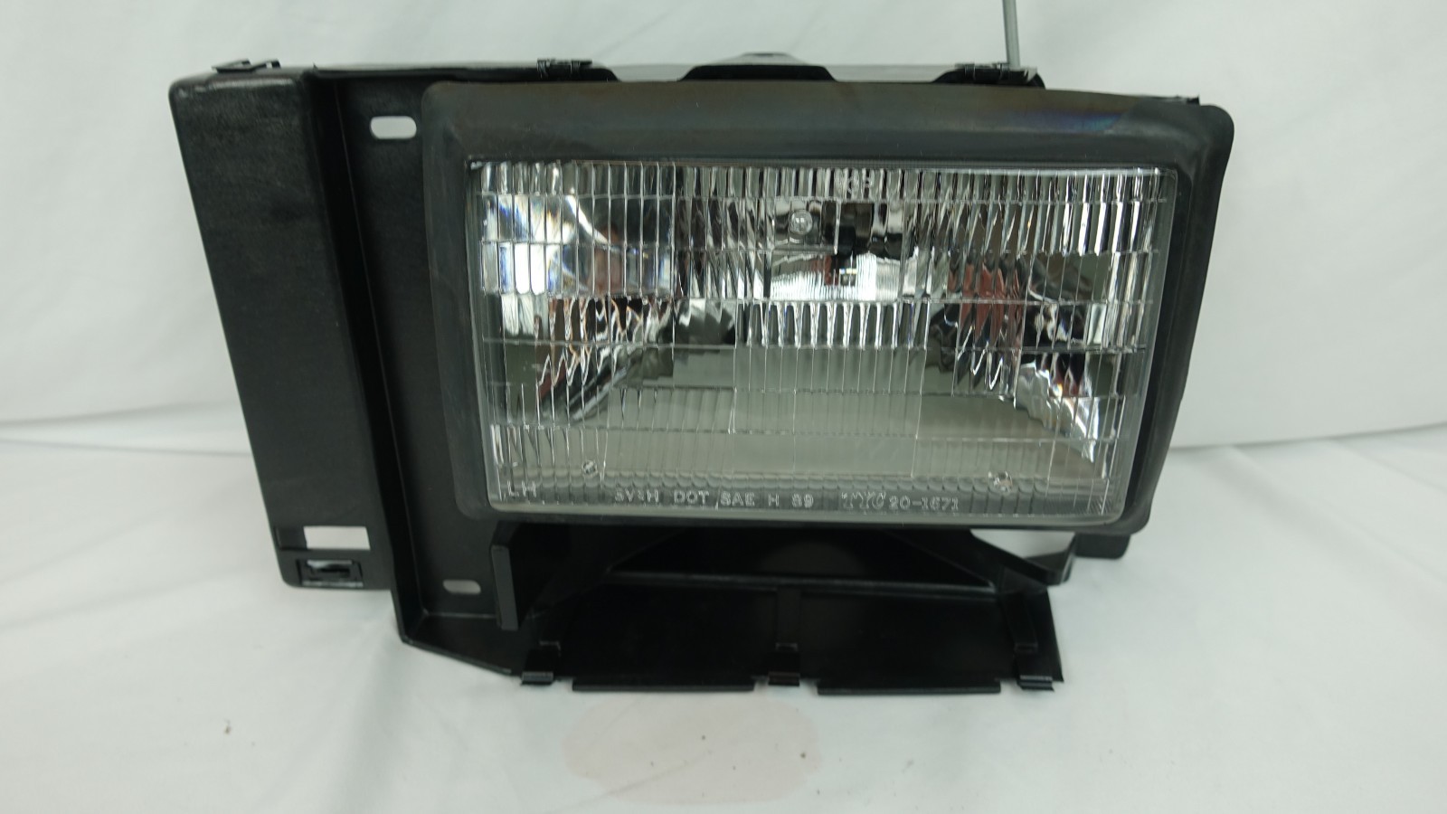 Driver LEFT Headlight For Ford Ranger 1989-1992 Halogen w/ Bulb/s