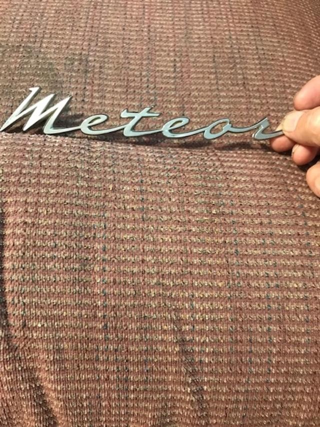 1962 MERCURY METEOR EMBLEM SCRIPT OEM C2YB-16098AA FOMOCO. NICE