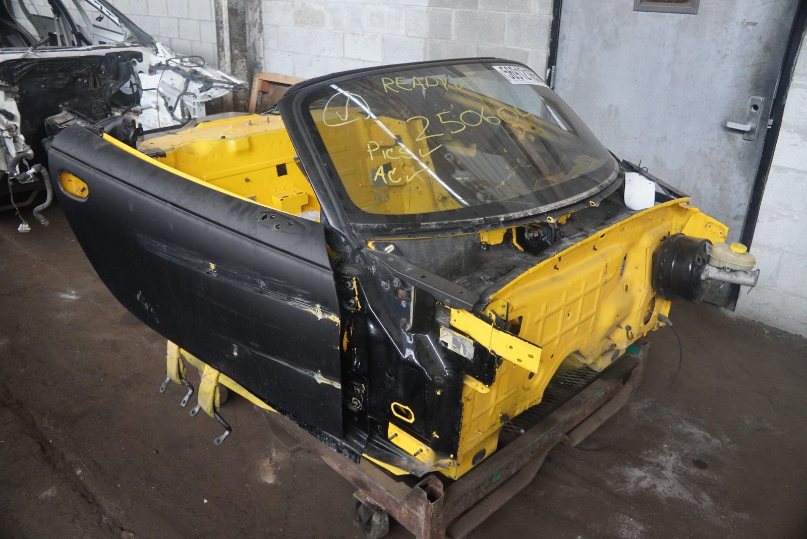 Local Pickup Frame Body Shell Tub Black Wrap Chrysler Plymouth Prowler 2002