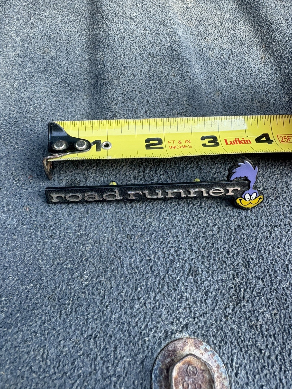 Plymouth Road Runner Dash Emblem READ 