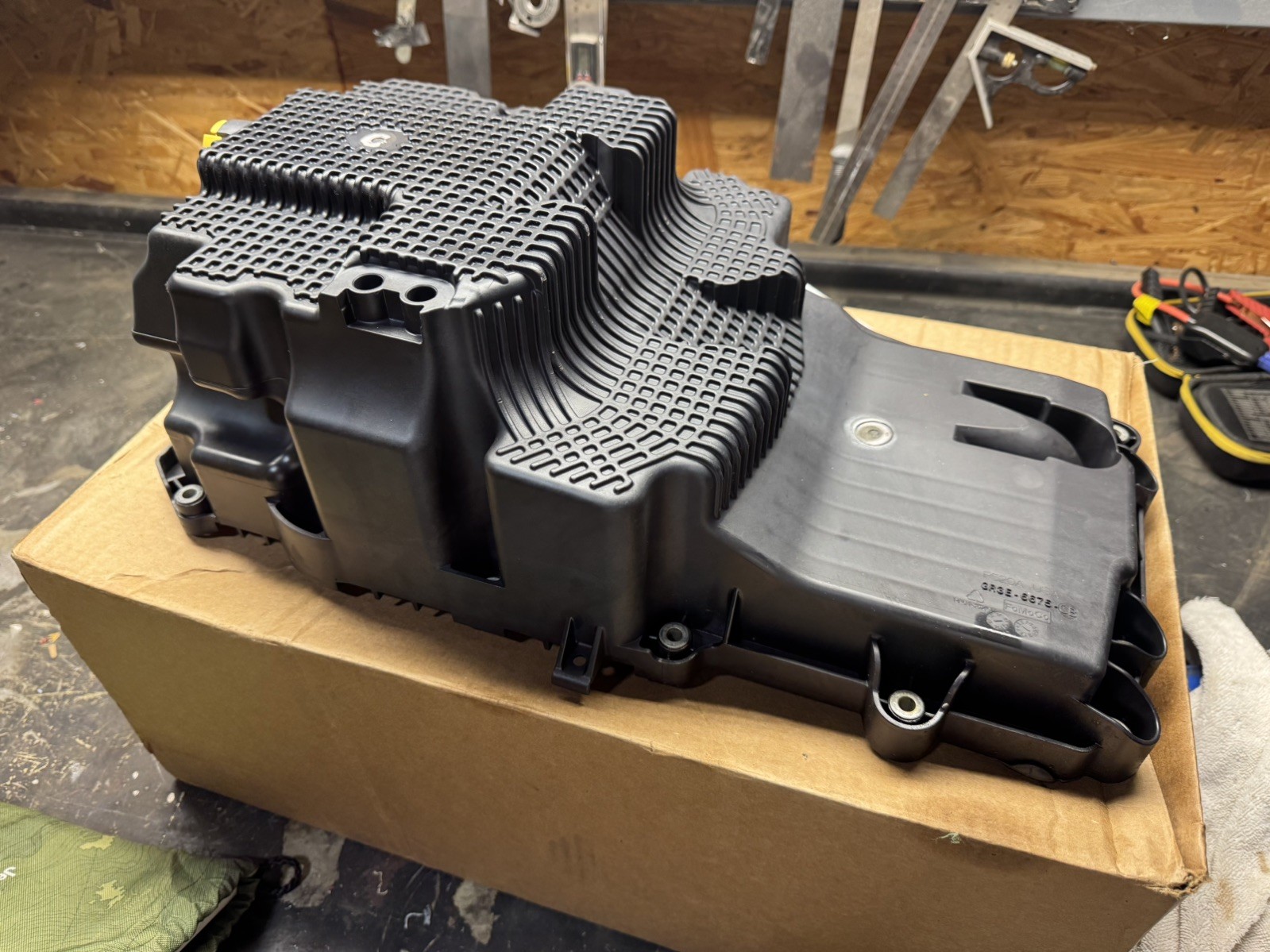 2015–2020 Mustang Shelby GT350 / GT350R 5.2L Voodoo V8 Oil Pan GR3Z-6675
