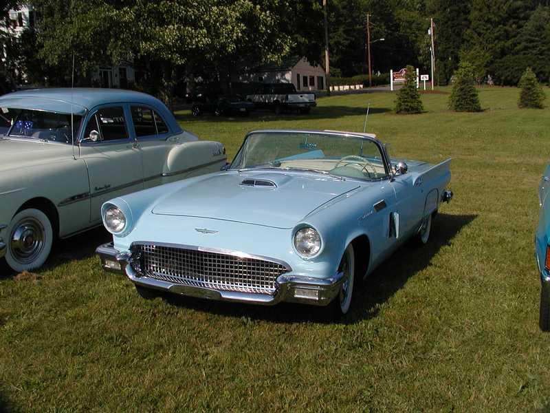 '57 Thunderbird