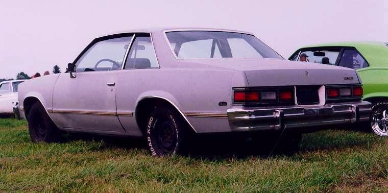 Malibu 400-4V