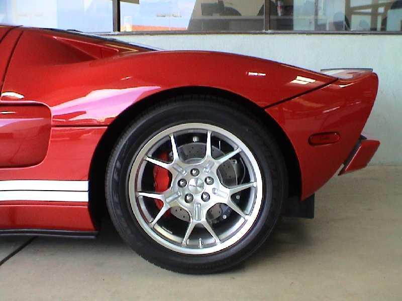 2005  GT