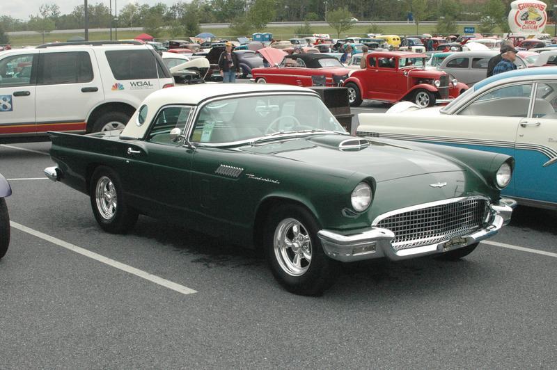 '57 Thunderbird